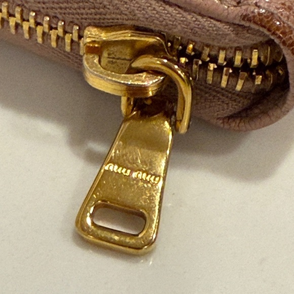 Miu Miu Blush Pink Leather Wallet with Bow - Picture 3 of 7